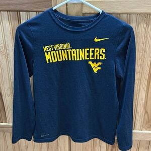 NIKE, YL, long sleeve T-shirt, WVU, smoke, free home and in good condition